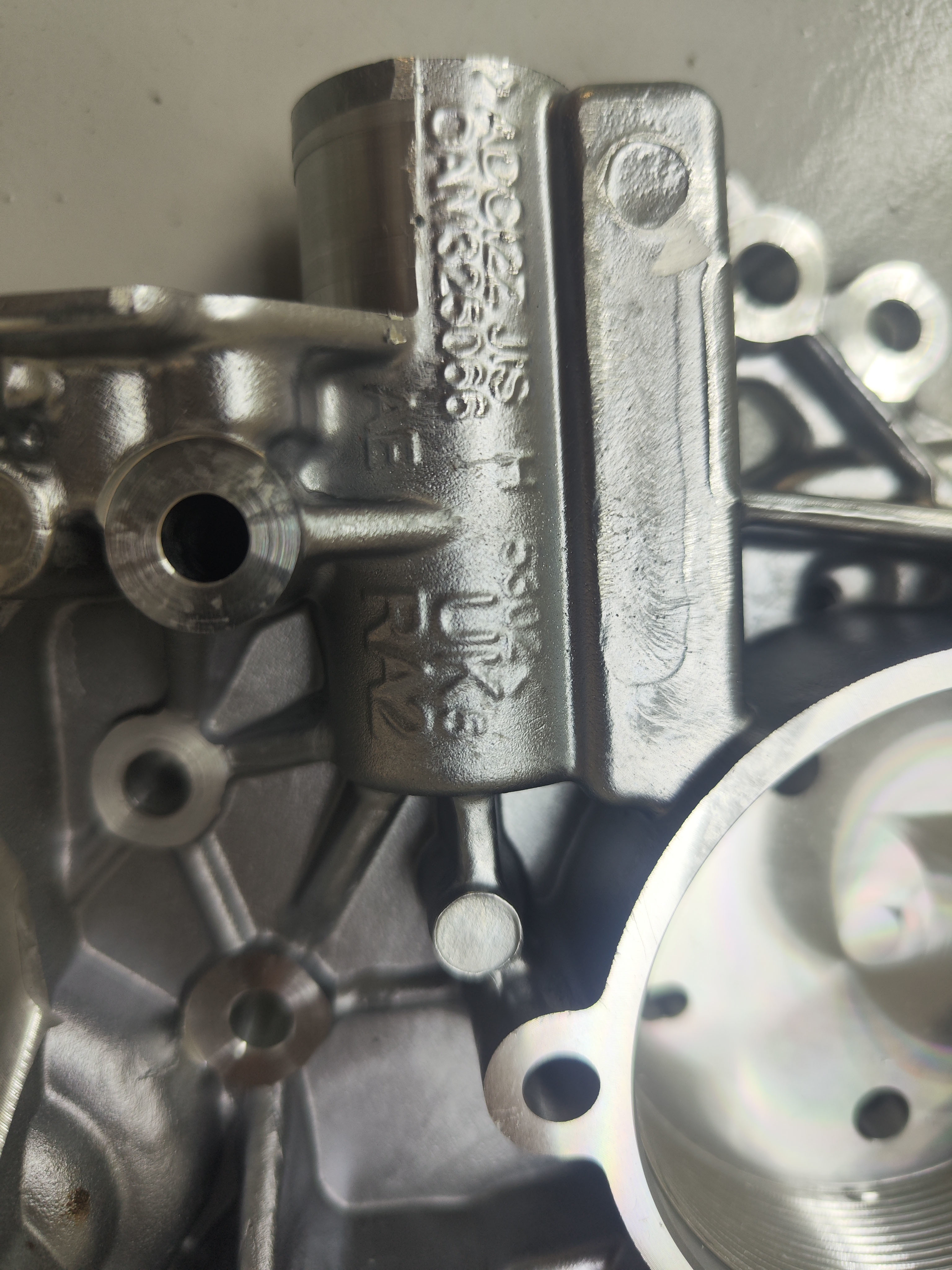 Auto Transmission Valve Body Accumulator Housing for Golf VW 0AM DQ200 Mechatronic OE 0AM325066C 0AM325066AE 0AM325066AC - Image 3