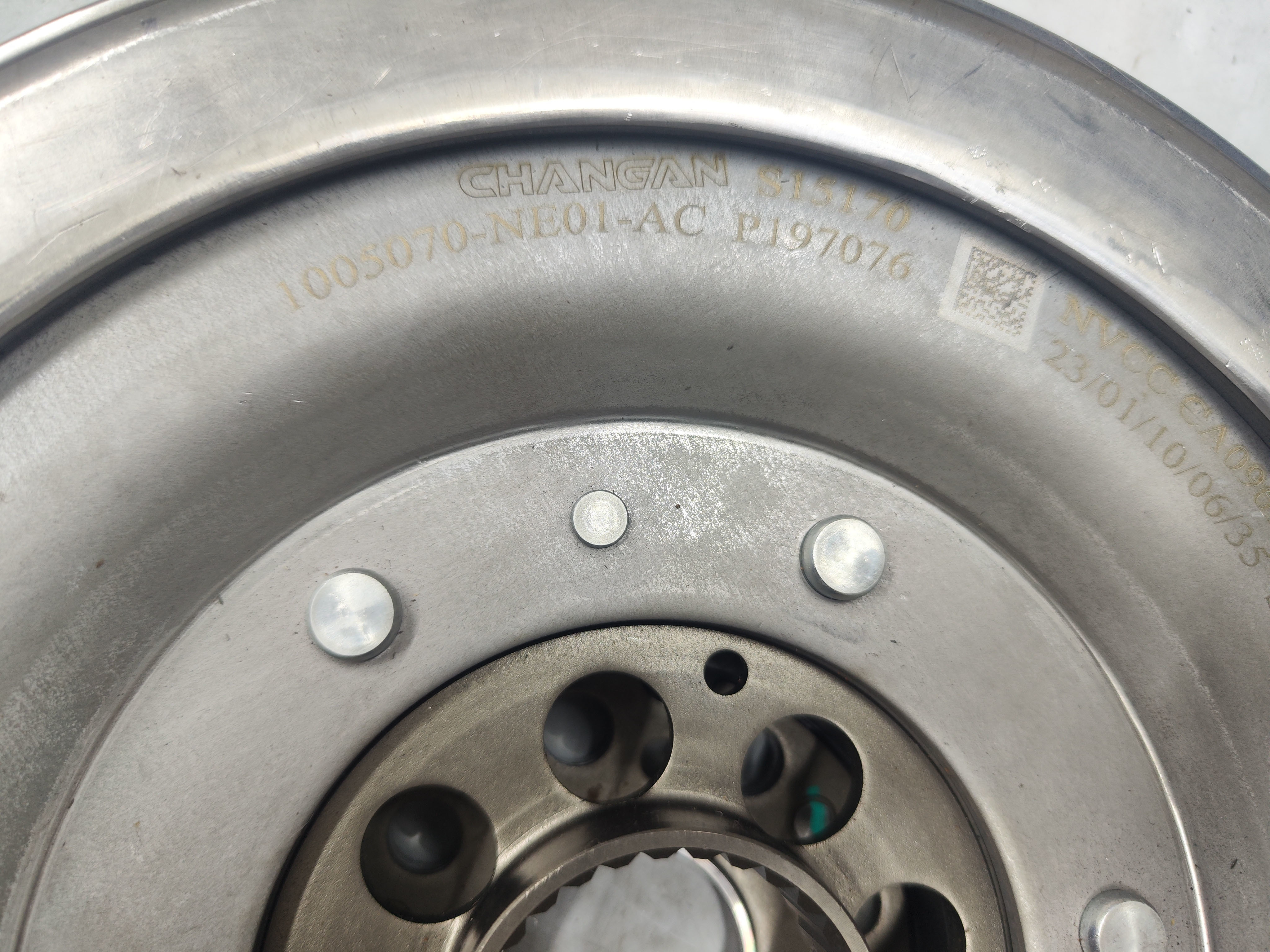 DF727 8-Hole 135-Tooth Solid Flywheel Changan Oushang 7-Speed Wet Double-Clutch Shock-Absorbing Double Quality New 3-Month Dual - Image 4